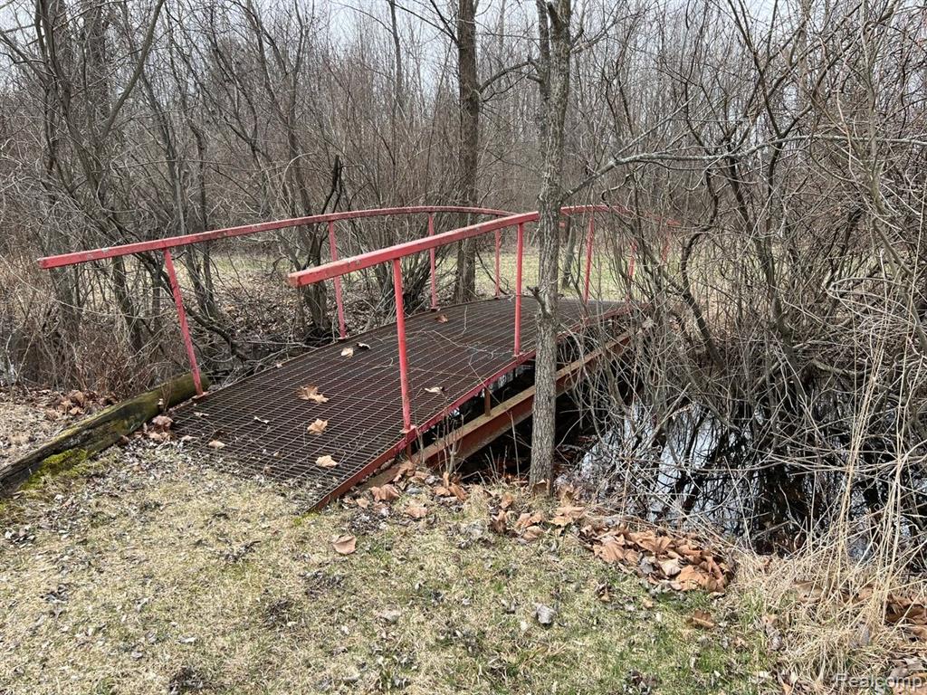 5231 Lonsberry Road Columbiaville, MI 48421 - Photo 17 of 53