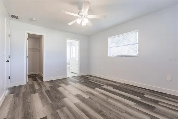 $2,400 | 11065 Waterford Avenue, Englewood, FL 34224