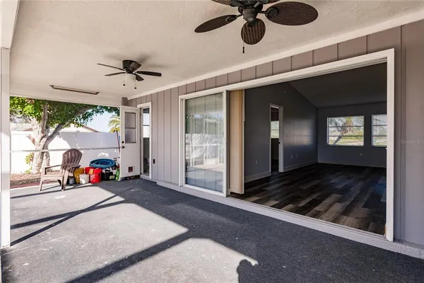 $2,400 | 11065 Waterford Avenue, Englewood, FL 34224