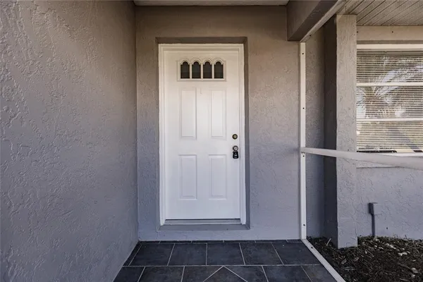 $2,400 | 11065 Waterford Avenue, Englewood, FL 34224