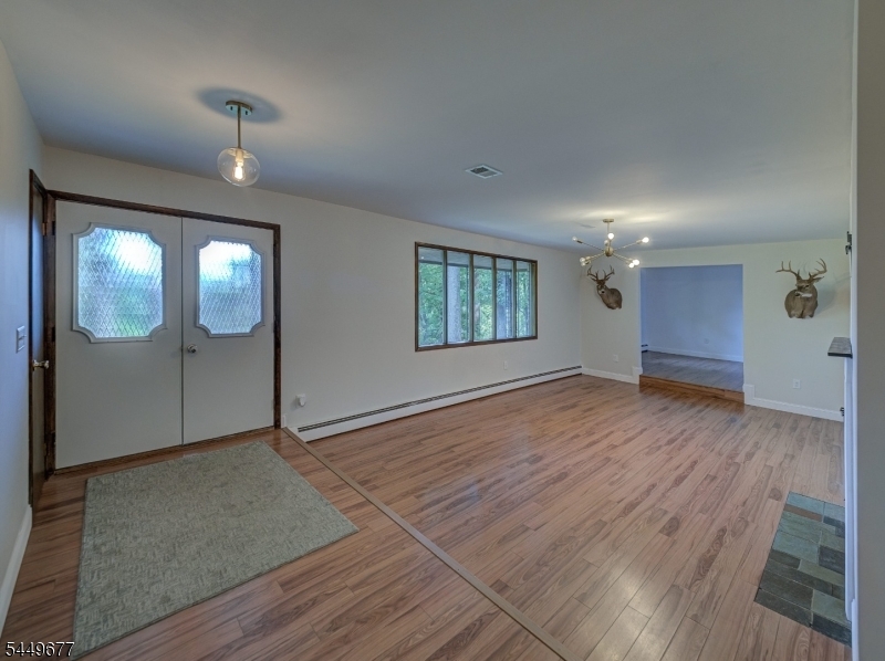 56 Wester Road Phillipsburg, NJ 08865 - Photo 2 of 29
