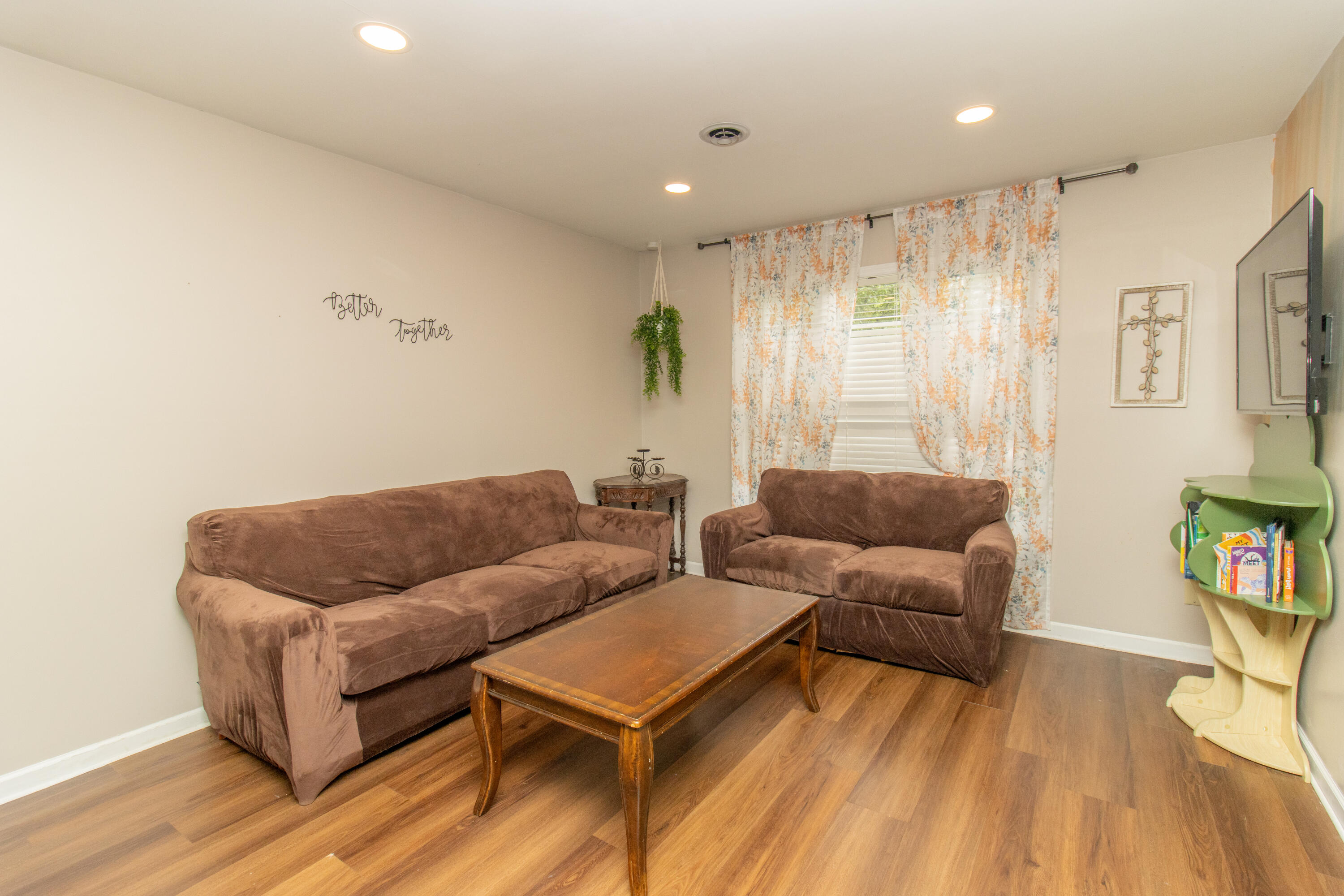 210 Clinton Street, Unit A Lowell, IN 46356 - Photo 4 of 25 3000x2000