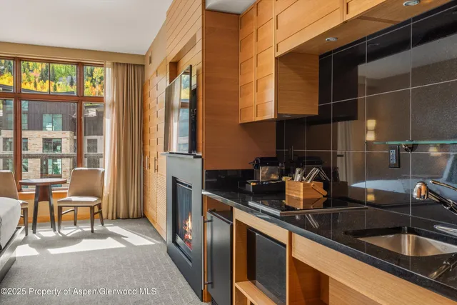 $795,000 | 130 Wood Road, Unit 803, Snowmass Village, CO 81615