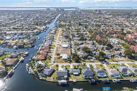 $449,900 | 1409 Southwest 50th Street, Cape Coral, FL 33914