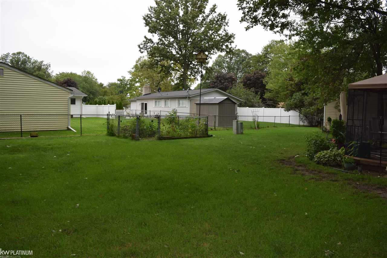 50737 Peggy Lane Chesterfield, MI 48047 - Photo 20 of 23