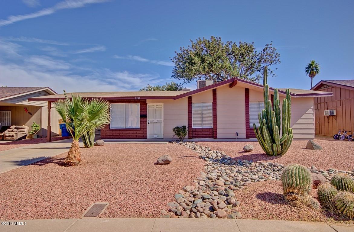 2248 West Bloomfield Road Phoenix, AZ 85029 - Photo 4 of 29 Bloomfield (3)