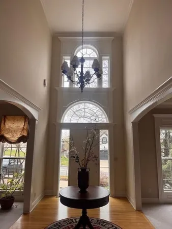 $750,000 | 10200 Magnolia Lane, Parkville, MO 64152