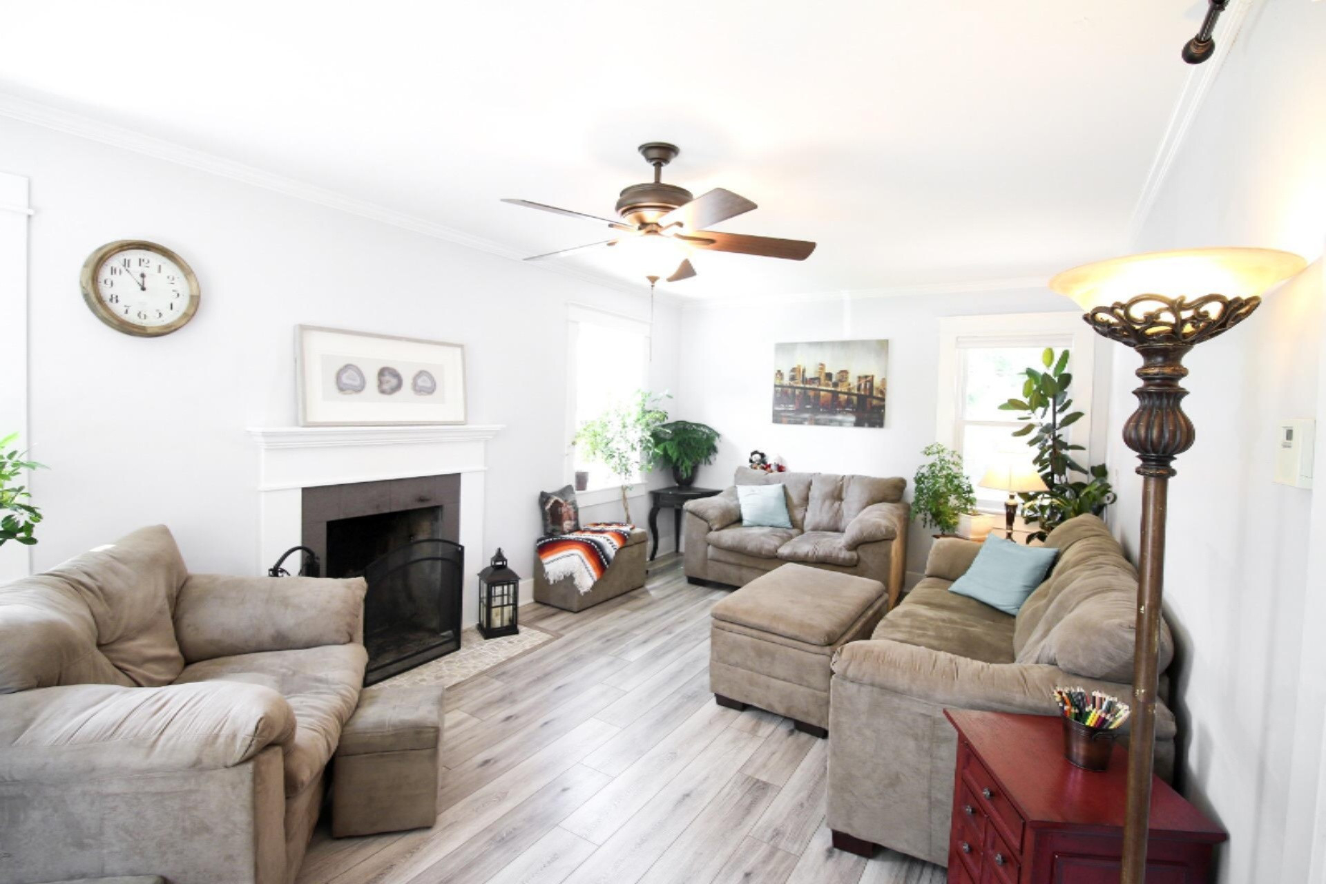 1605 Sheldon Road Grand Haven, MI 49417 - Photo 11 of 38 IMG_4427