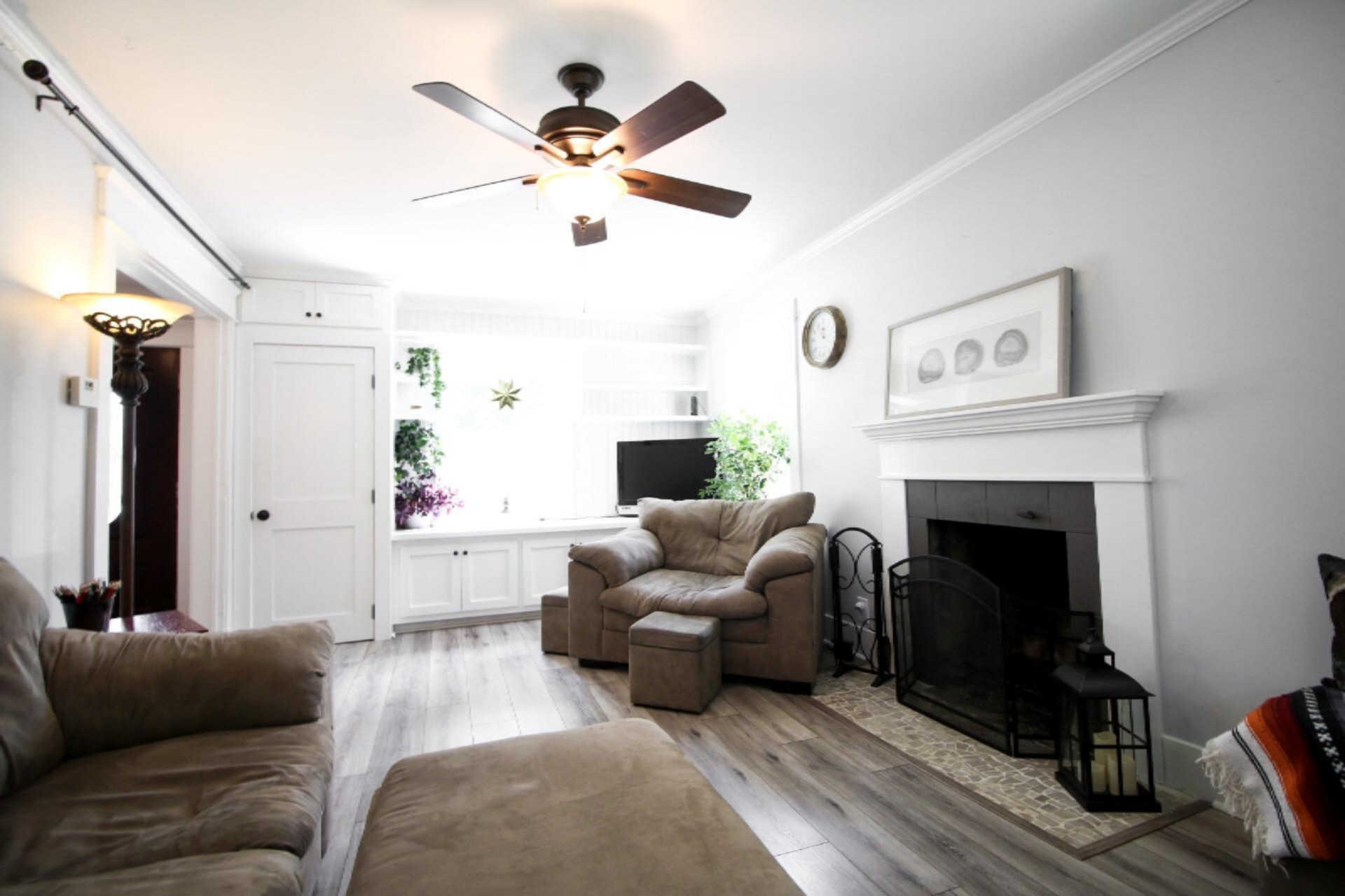 1605 Sheldon Road Grand Haven, MI 49417 - Photo 12 of 38 IMG_4428