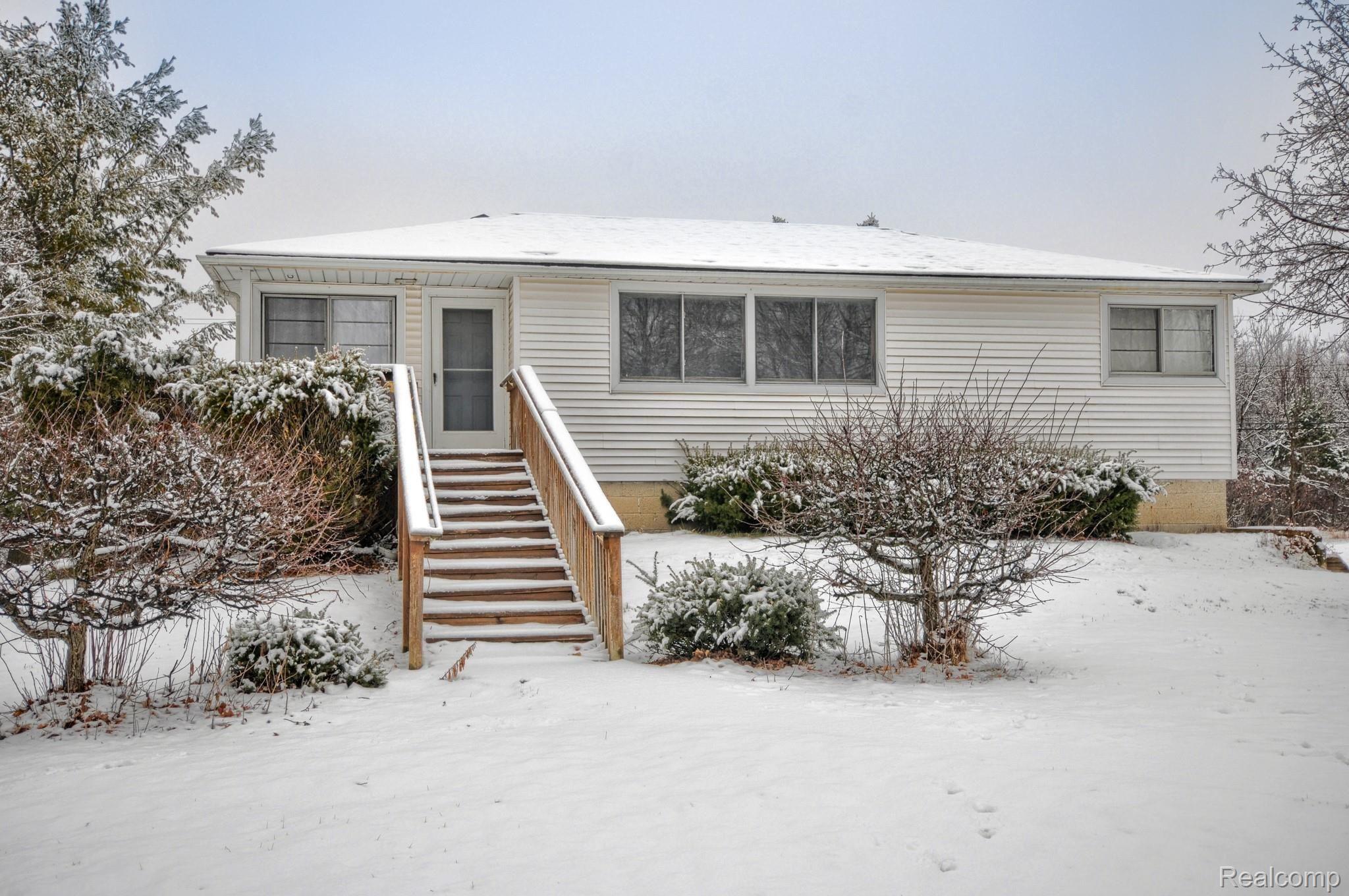 150 Davis Lake Road Lapeer, MI 48446 - Photo 1 of 34 SD3_8652-HDR(5).jpg