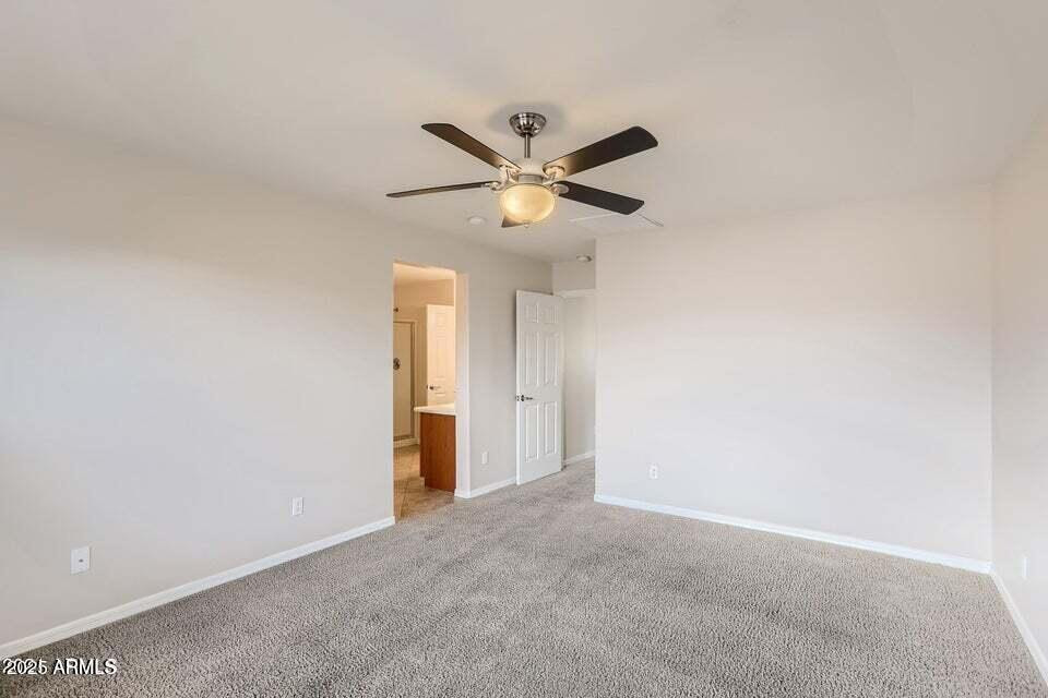2039 West Kathleen Road Phoenix, AZ 85023 - Photo 18 of 33 a view of an empty room