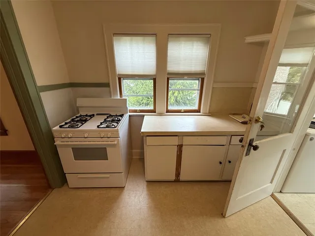 $1,500 | 23 Linden Street, Unit RIGHT (SECOND FL), Binghamton, NY 13901