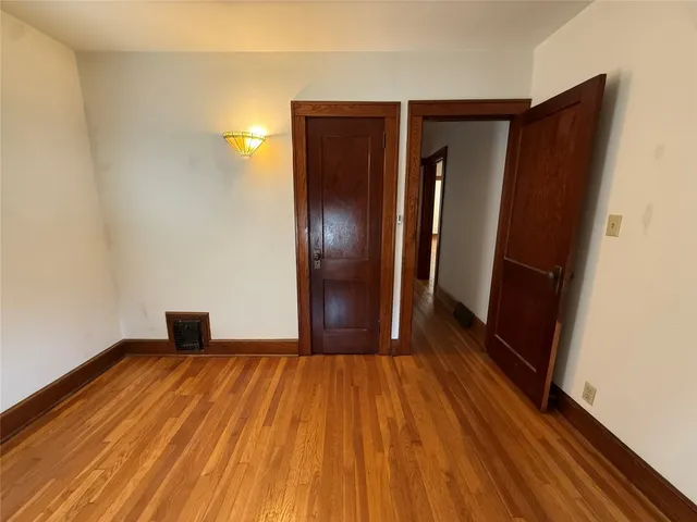 $1,500 | 23 Linden Street, Unit RIGHT (SECOND FL), Binghamton, NY 13901