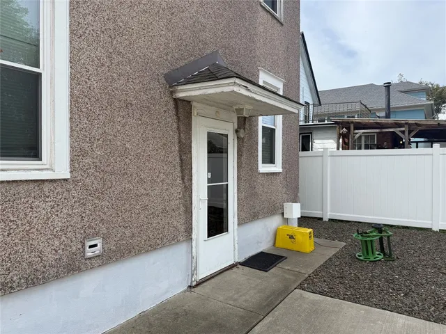 $1,500 | 23 Linden Street, Unit RIGHT (SECOND FL), Binghamton, NY 13901