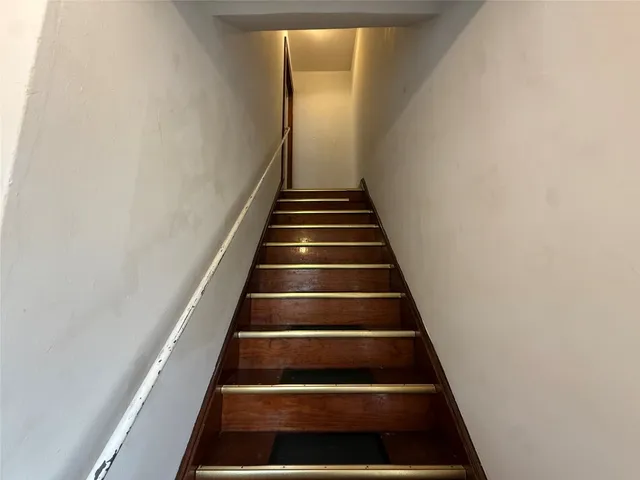 $1,500 | 23 Linden Street, Unit RIGHT (SECOND FL), Binghamton, NY 13901