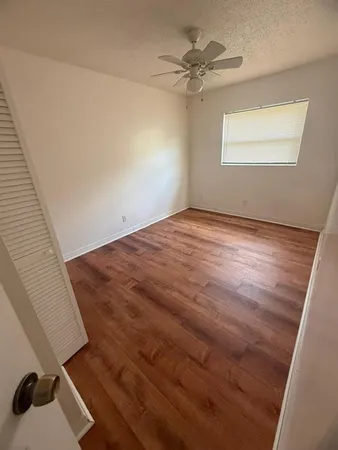 $2,500 | 4913 East Liberty Street, Tampa, FL 33617