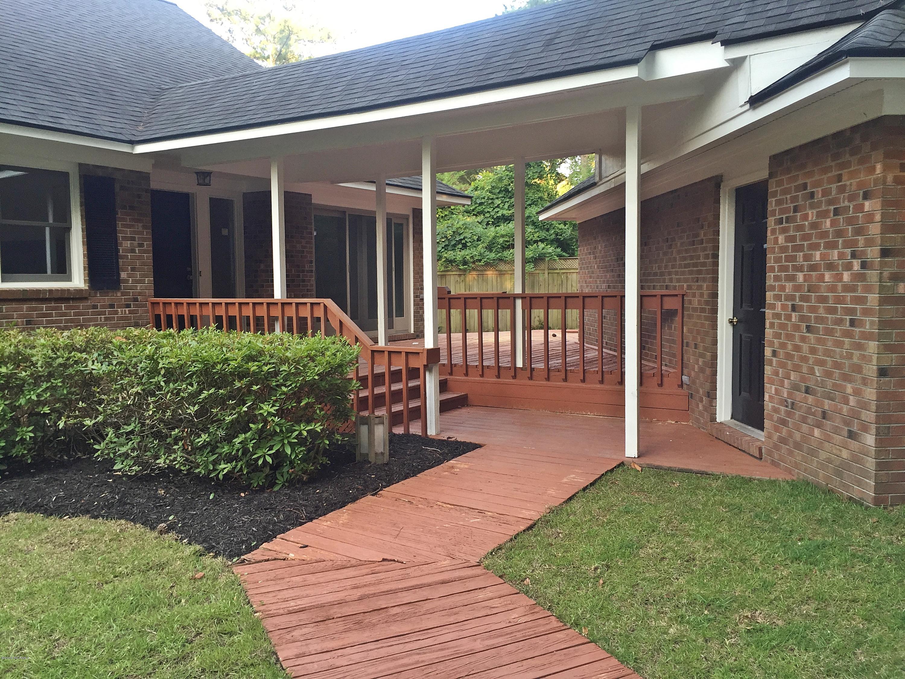 6213 Head Road Wilmington, NC 28409 - Photo 2 of 32 IMG_6087