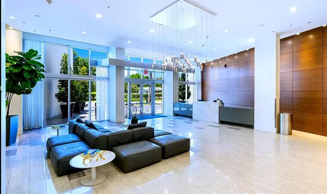 $749,000 | 2001 Meridian Avenue, Unit 318, Miami Beach, FL 33139