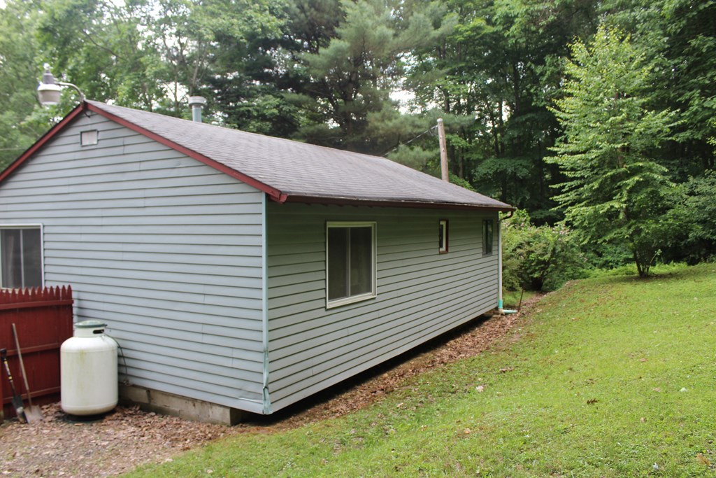 307 Frenchcreek Road Utica, PA 16362 - Photo 4 of 35 Gallery Image 4