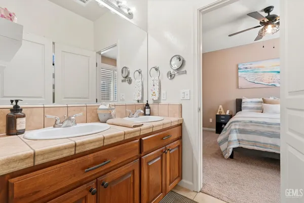 $549,900 | Undisclosed Address, Tulare, CA 93274