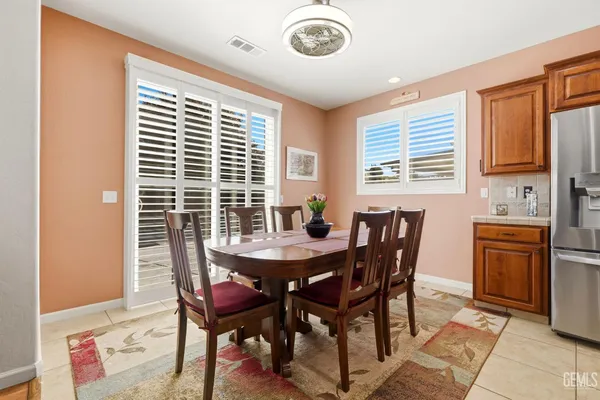 $549,900 | Undisclosed Address, Tulare, CA 93274