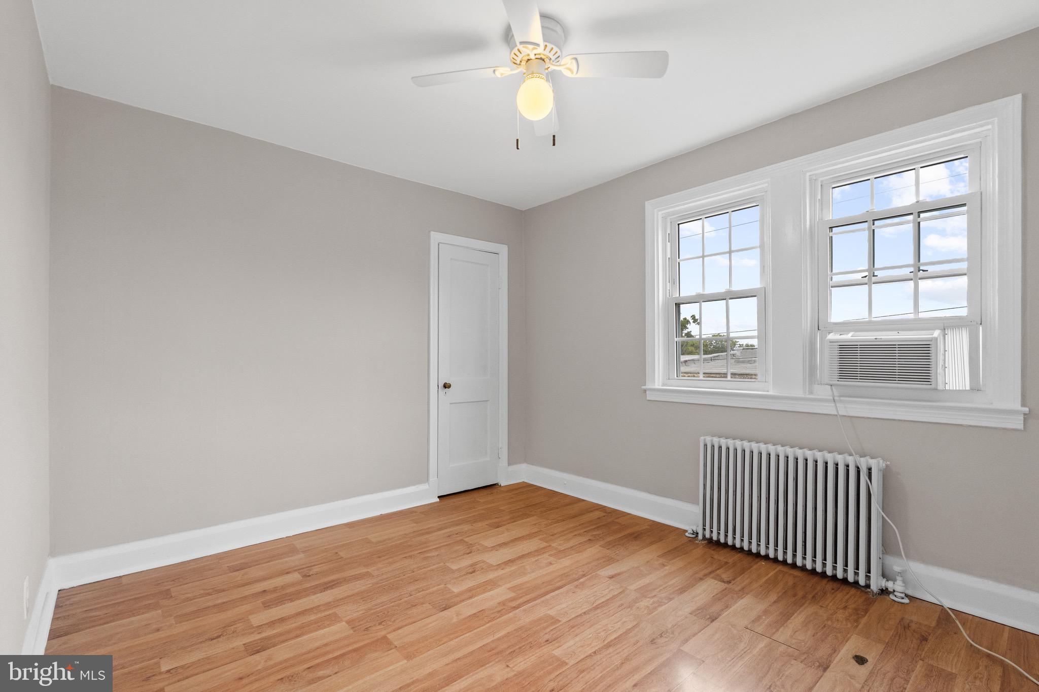 3700 Woodridge Road Baltimore, MD 21229 - Photo 14 of 23