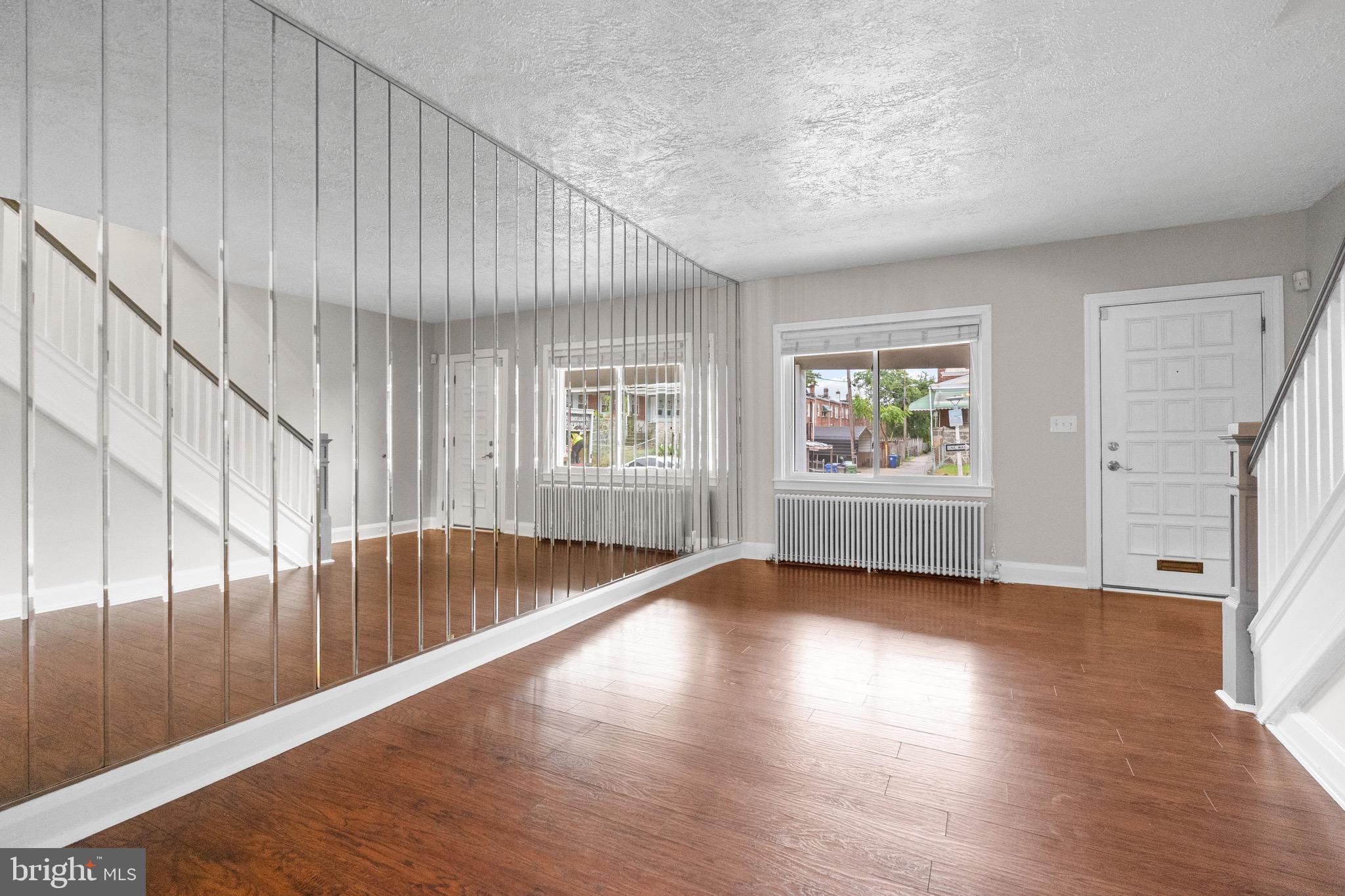 3700 Woodridge Road Baltimore, MD 21229 - Photo 2 of 23