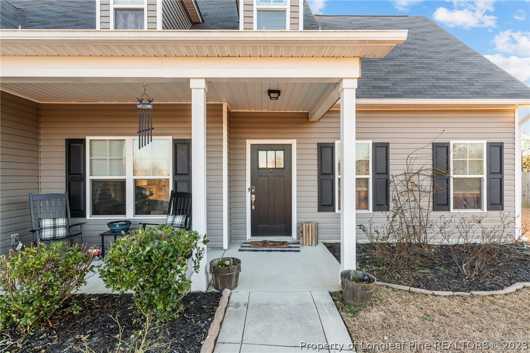 108 Roy's Ridge Raeford, NC 28376 - Photo 3 of 32 a front view of a house