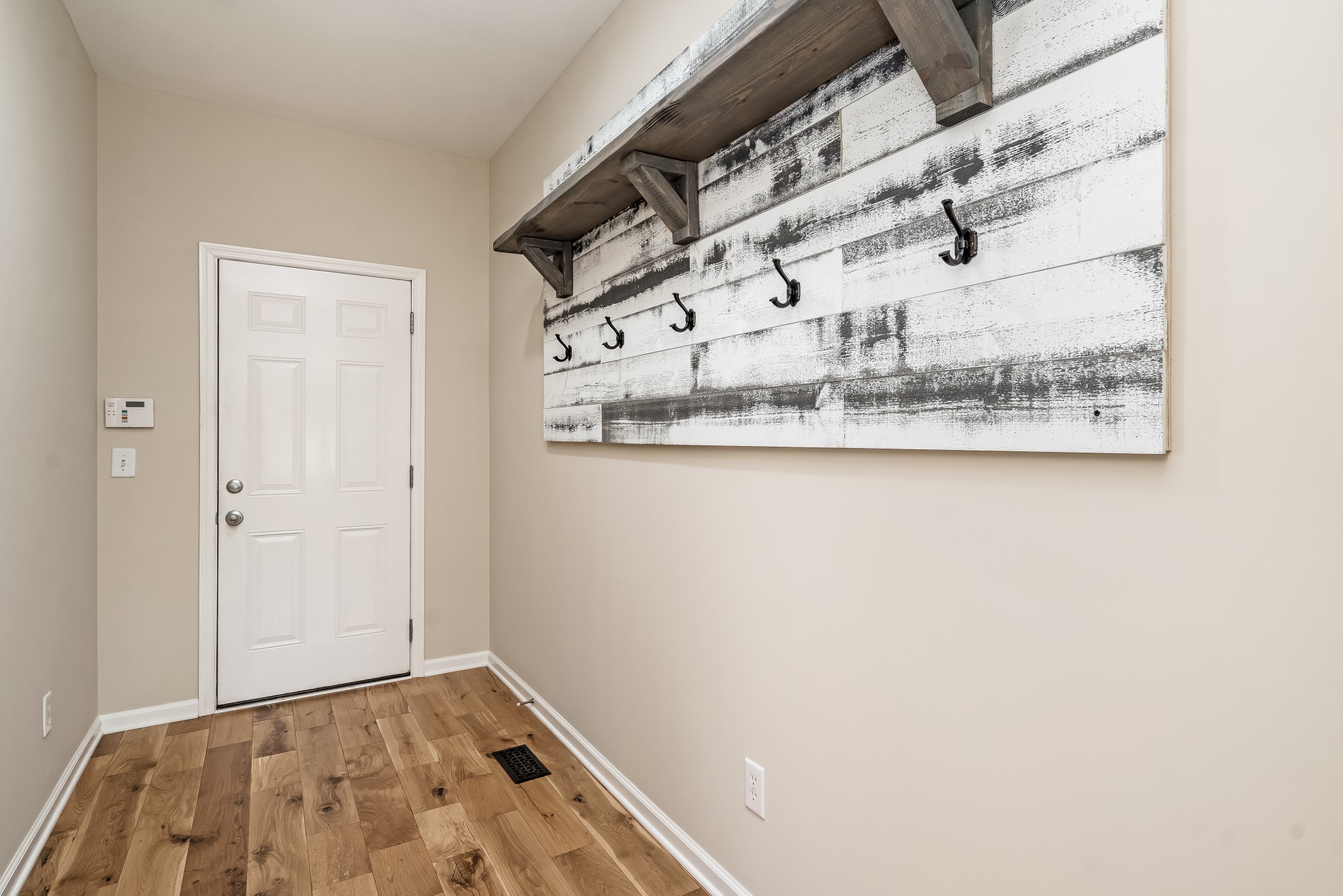 1508 Simpson Court Nashville, TN 37211 - Photo 27 of 41 a view of a room with racks on the wall