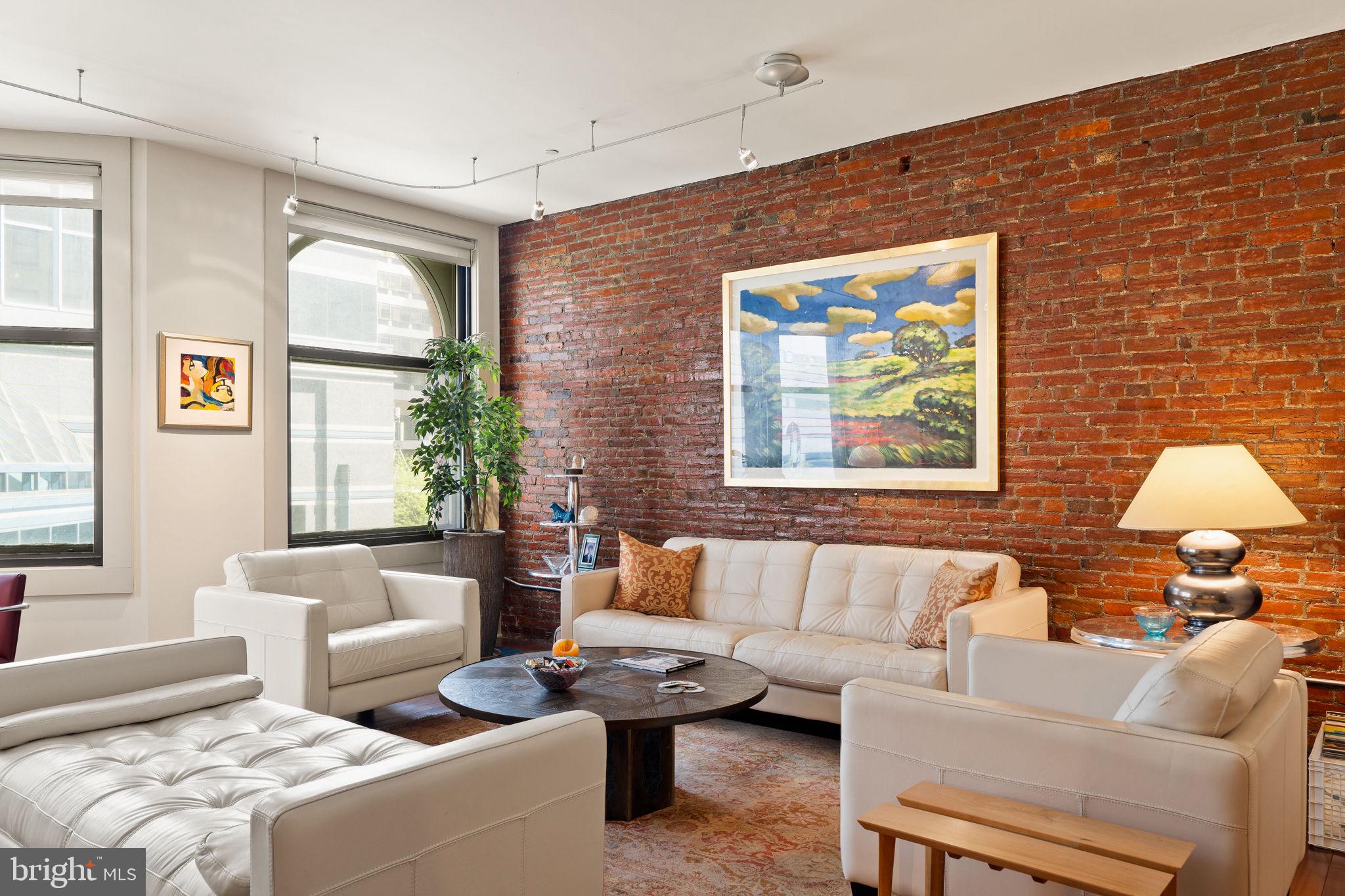 1606 Chestnut Street, Unit 2 Philadelphia, PA 19103 - Photo 7 of 60