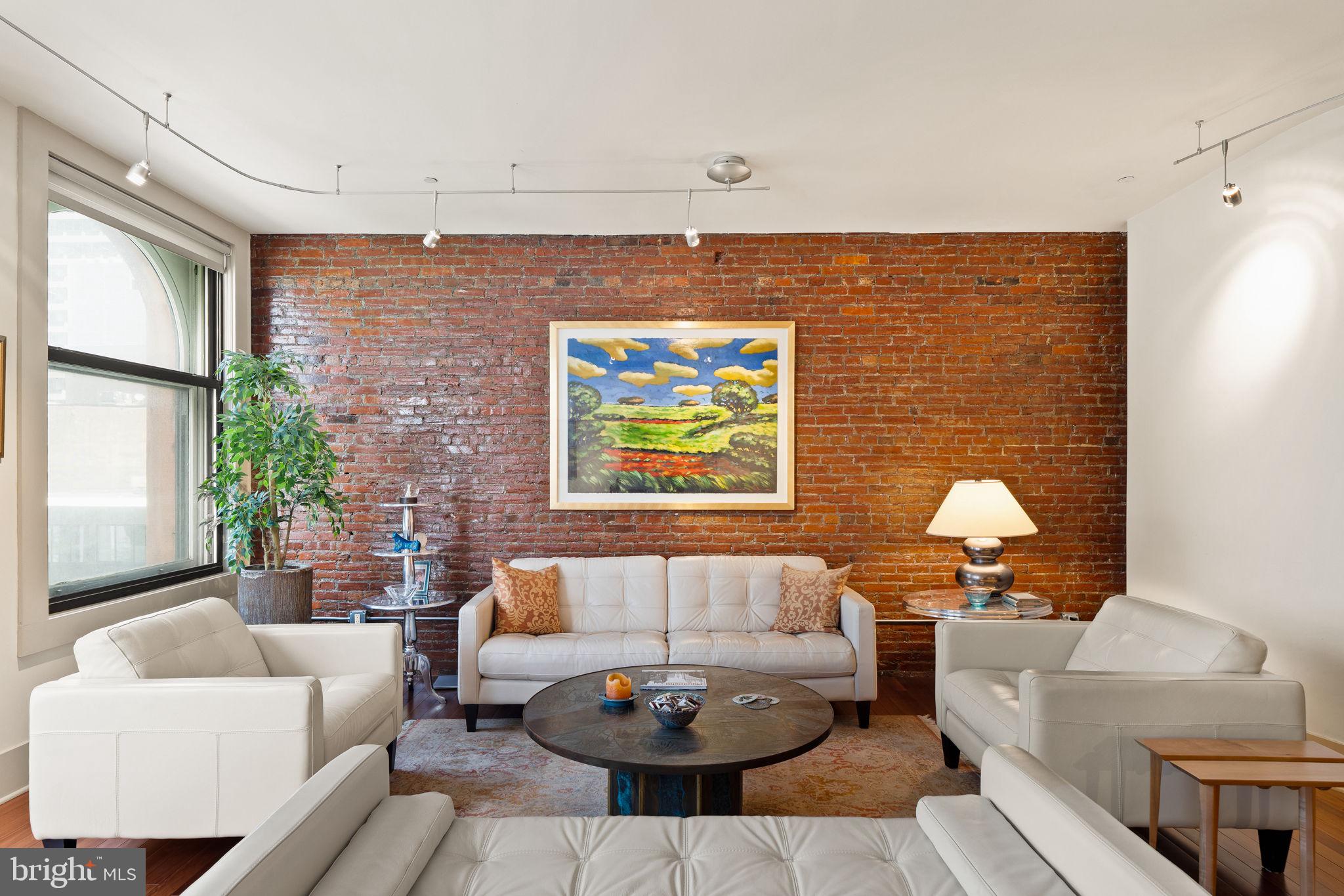 1606 Chestnut Street, Unit 2 Philadelphia, PA 19103 - Photo 8 of 60