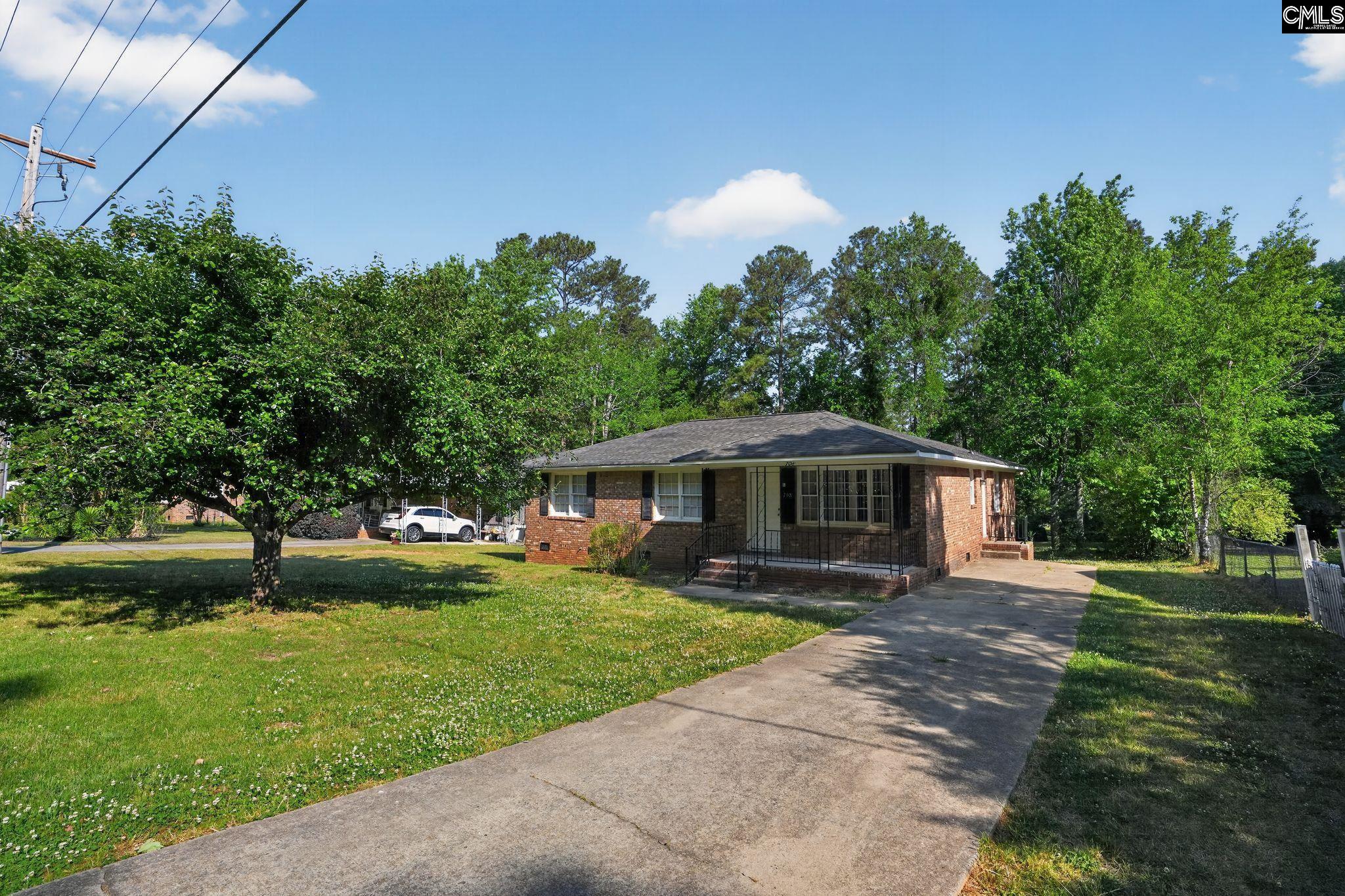708 Wilmette Road Columbia, SC 29203 - Photo 3 of 30