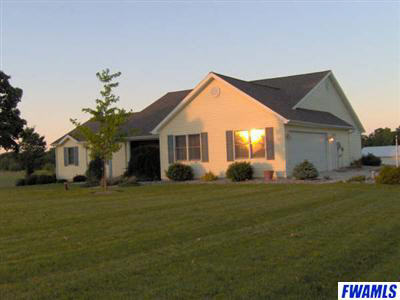 16730 Madden Road Churubusco, IN 46723 - Photo 3 of 9