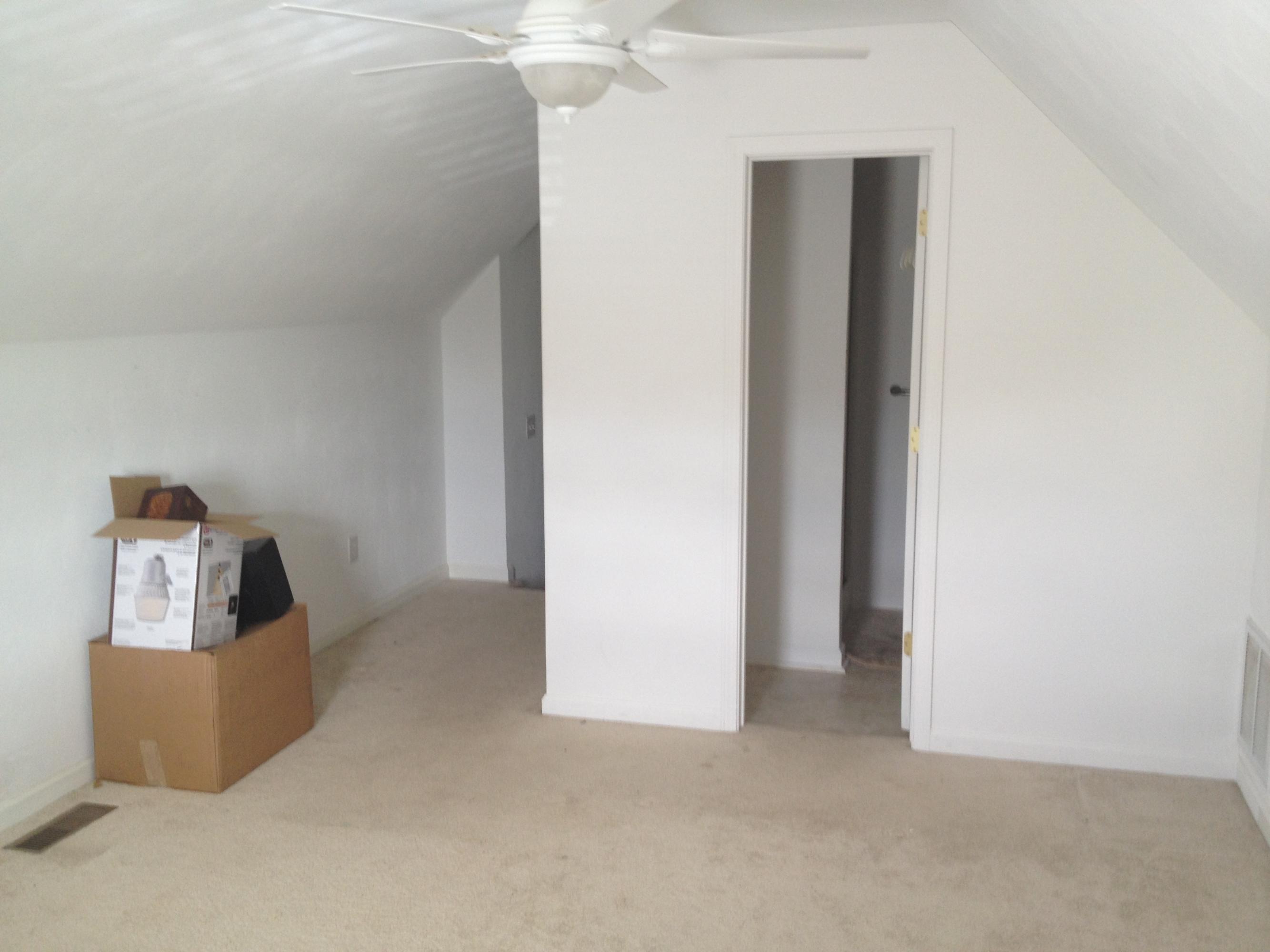 537 Castleridge Road Vinton, VA 24179 - Photo 6 of 16 Walkup finished room over garage.