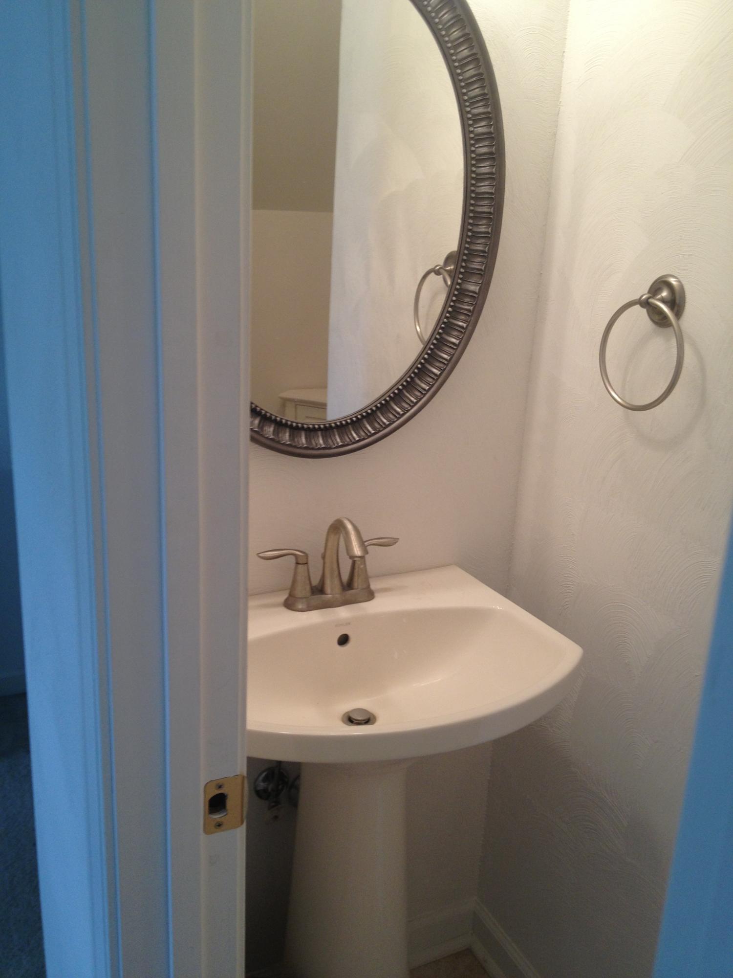 537 Castleridge Road Vinton, VA 24179 - Photo 7 of 16 Bath Room