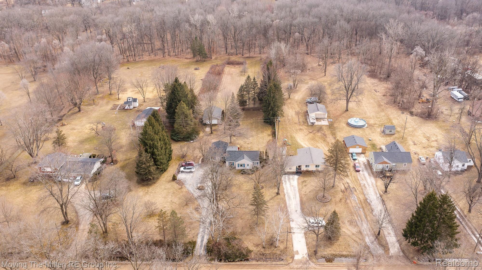 42797 Fret Road Belleville, MI 48111 - Photo 2 of 59 1(2).jpg