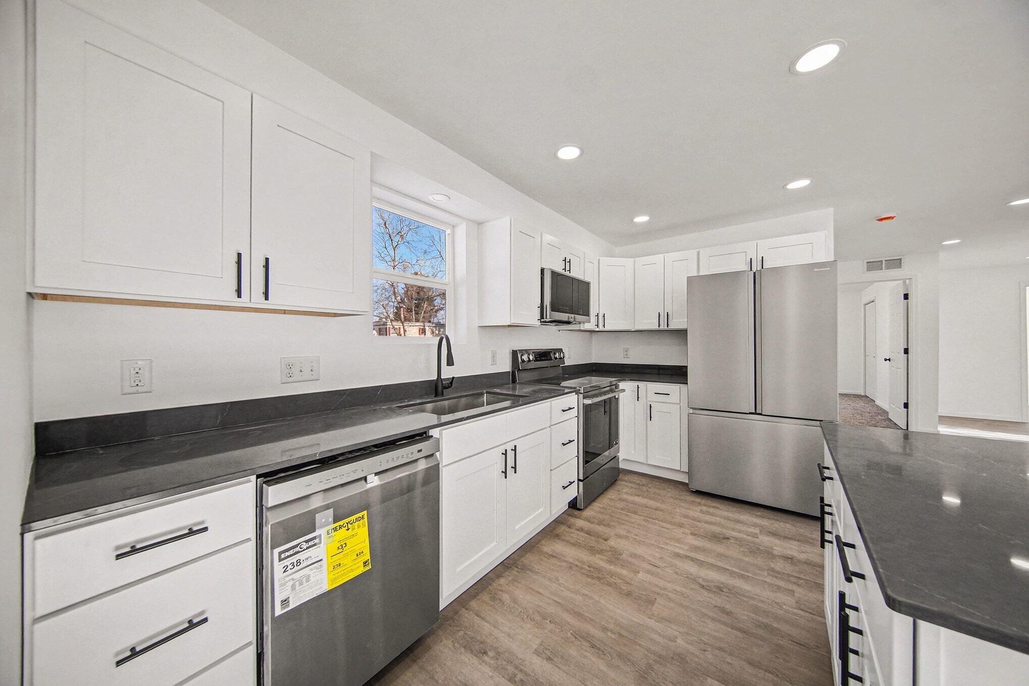 149 Mantle Avenue Jackson, MI 49202 - Photo 7 of 18 012_file_3795