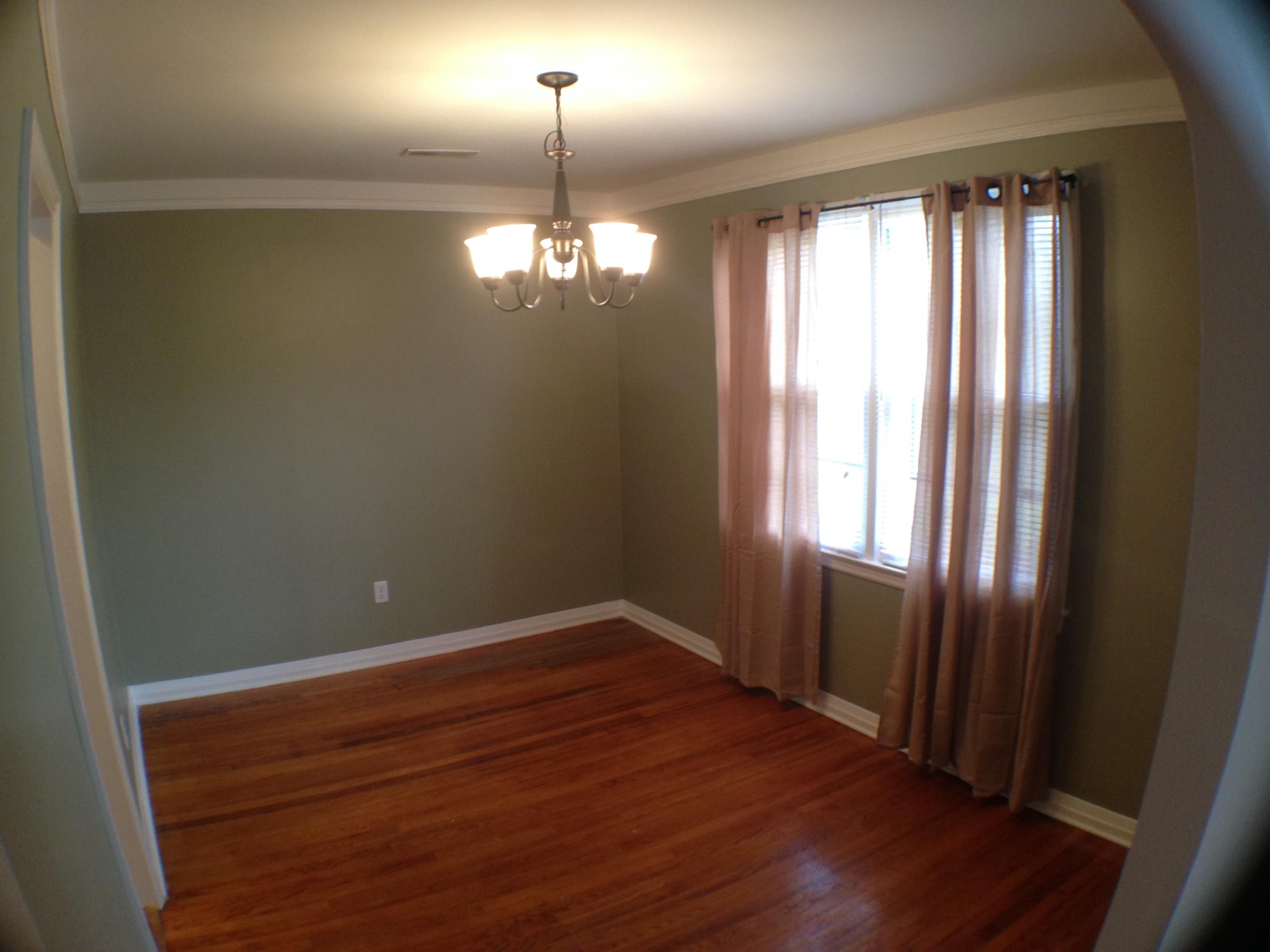 1004 Holcombe Road Hanahan, SC 29410 - Photo 10 of 37 IMG_5104