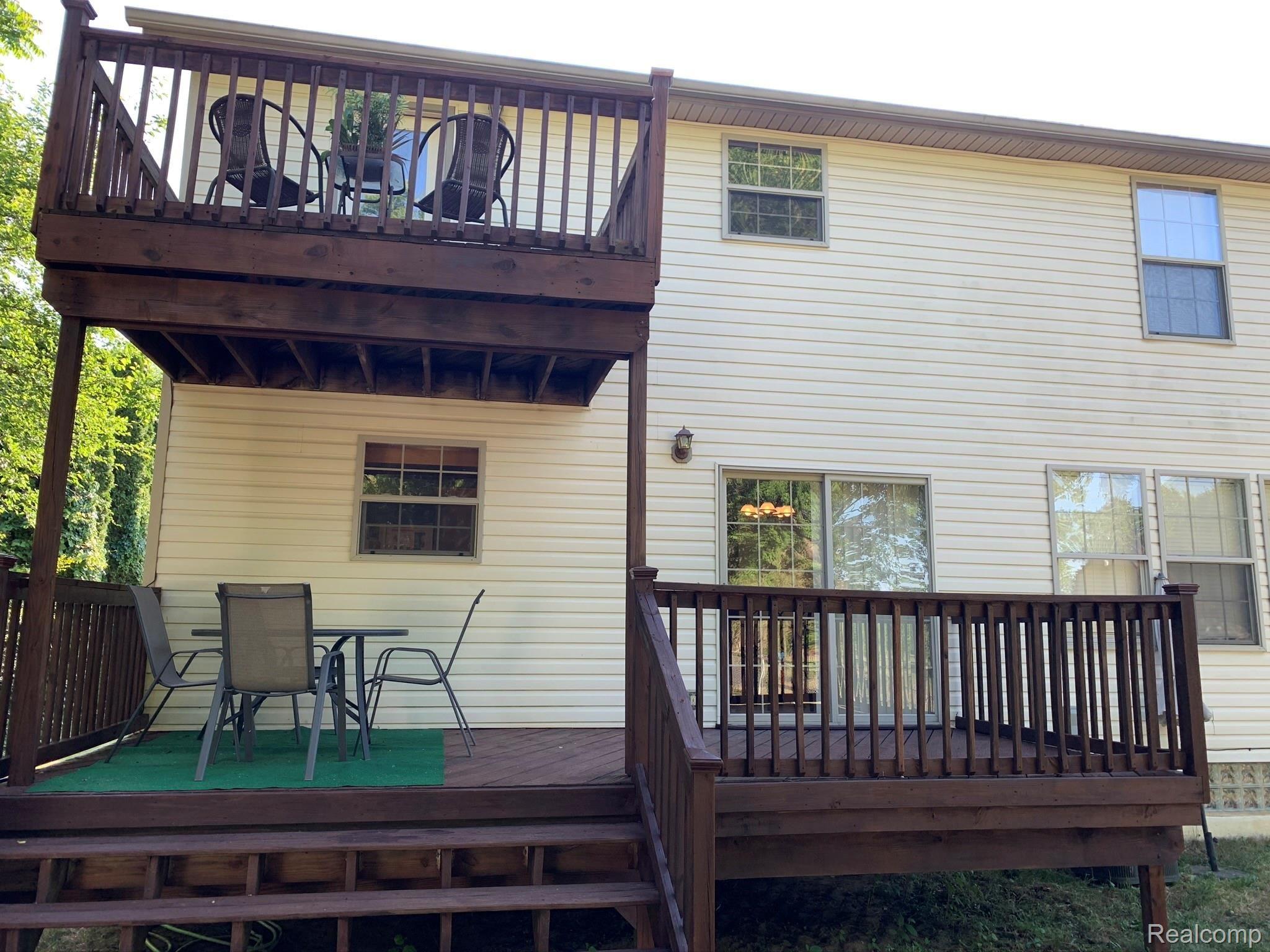 25929 Rust Road New Boston, MI 48164 - Photo 32 of 44 IMG_1967.JPEG