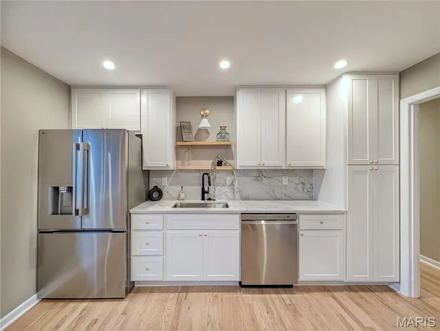 $529,900 | 7639 Capilia Drive, Crestwood, MO 63123