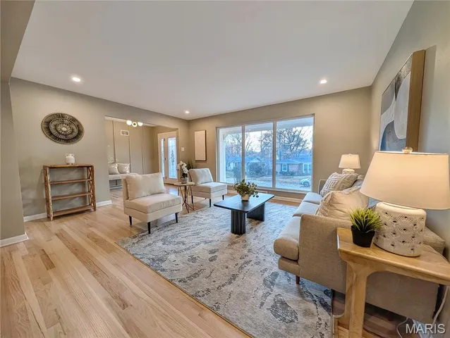 $529,900 | 7639 Capilia Drive, Crestwood, MO 63123