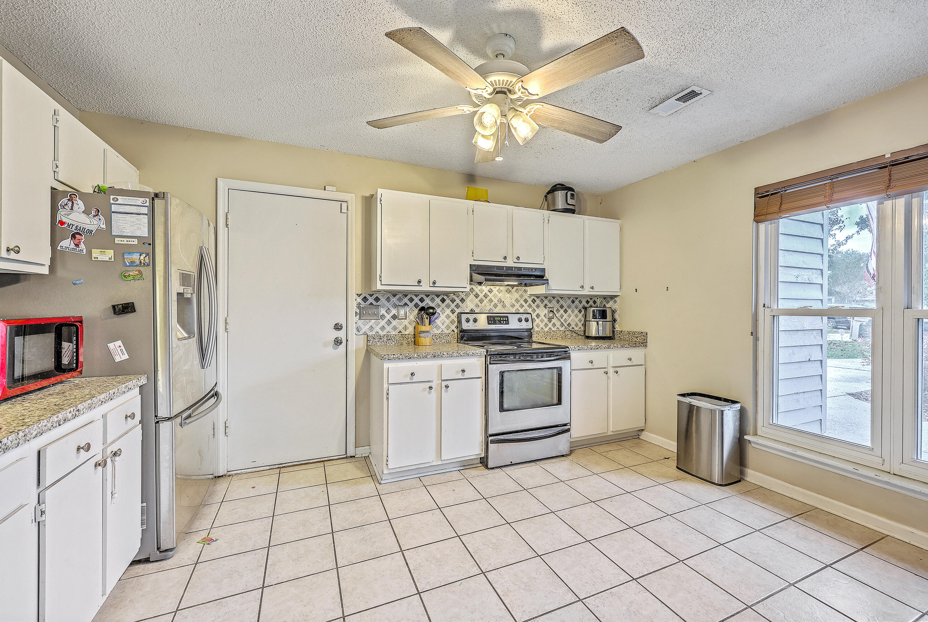 1841 Sundancer Lane Goose Creek, SC 29445 - Photo 10 of 26 ZYN_3202_3_4_5_6_7_8