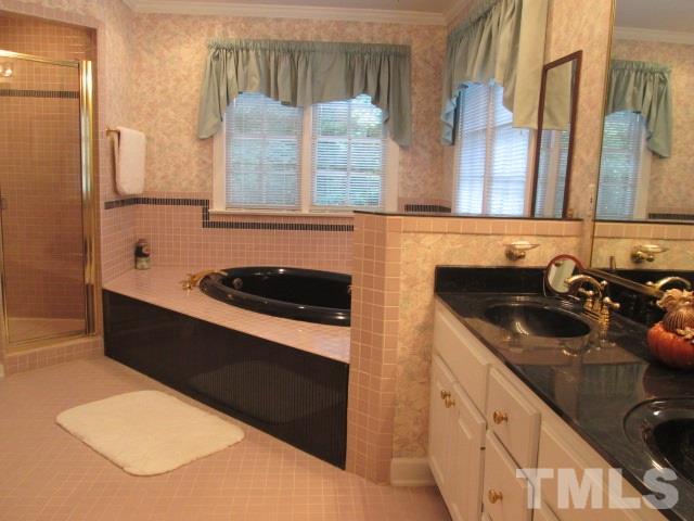 305 Medoc Lane Raleigh, NC 27615 - Photo 18 of 25