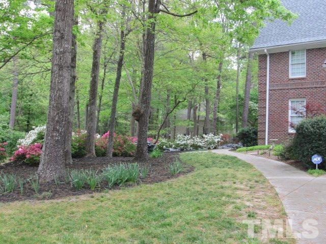305 Medoc Lane Raleigh, NC 27615 - Photo 3 of 25