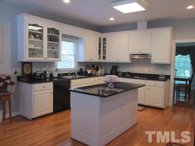 305 Medoc Lane Raleigh, NC 27615 - Photo 10 of 25