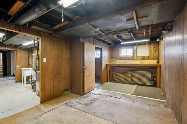 $300,000 | 5039 26th Avenue, Kenosha, WI 53140
