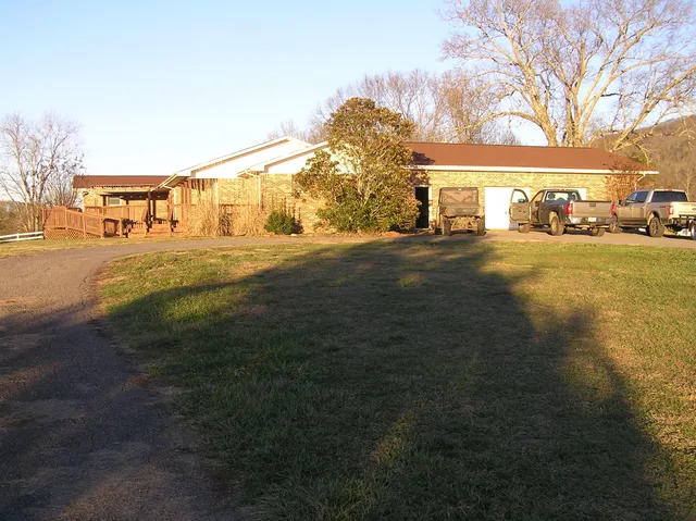 $1,200,000 | 4114 Lower East Valley Road, Dunlap, TN 37327