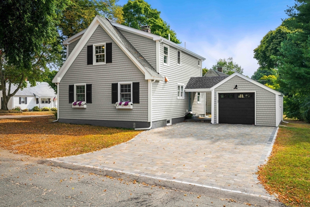 1 Museum Road Beverly, MA 01915 - Photo 3 of 32 Gallery Image 3