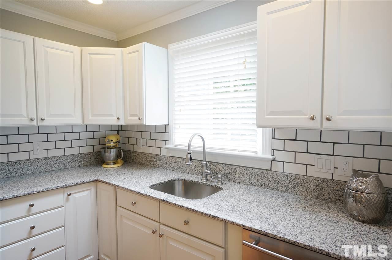 5605 Barham Court Raleigh, NC 27613 - Photo 8 of 24