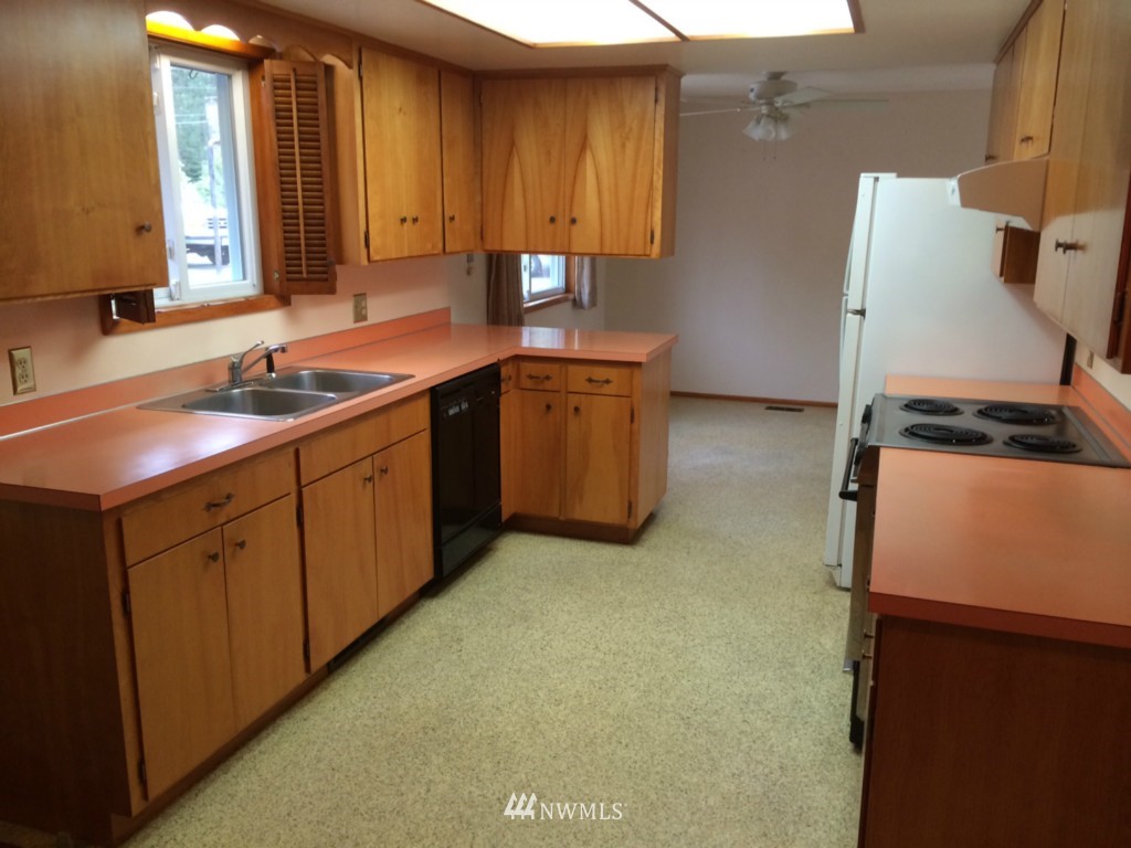 3959 Britton Road Bellingham, WA 98226 - Photo 12 of 20 Gallery Image 12